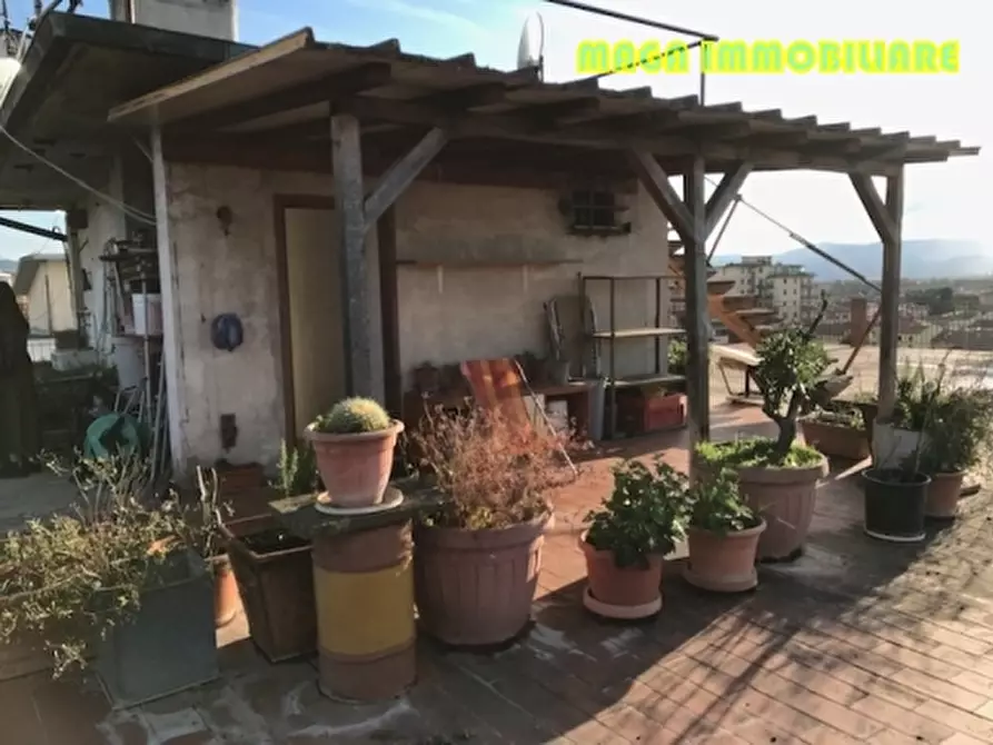 Immagine 7 di Appartamento in vendita  a Campi Bisenzio