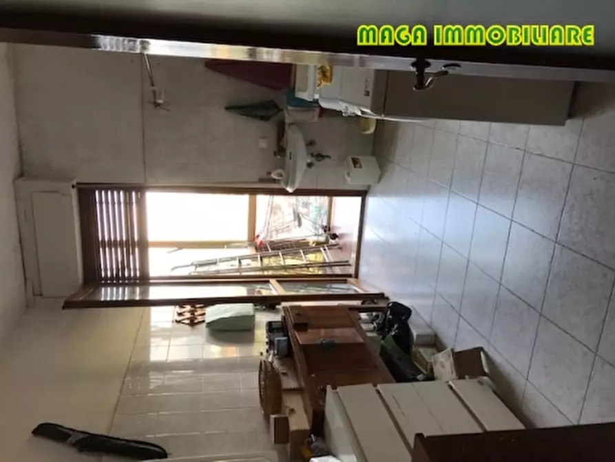 Immagine 10 di Appartamento in vendita  a Campi Bisenzio