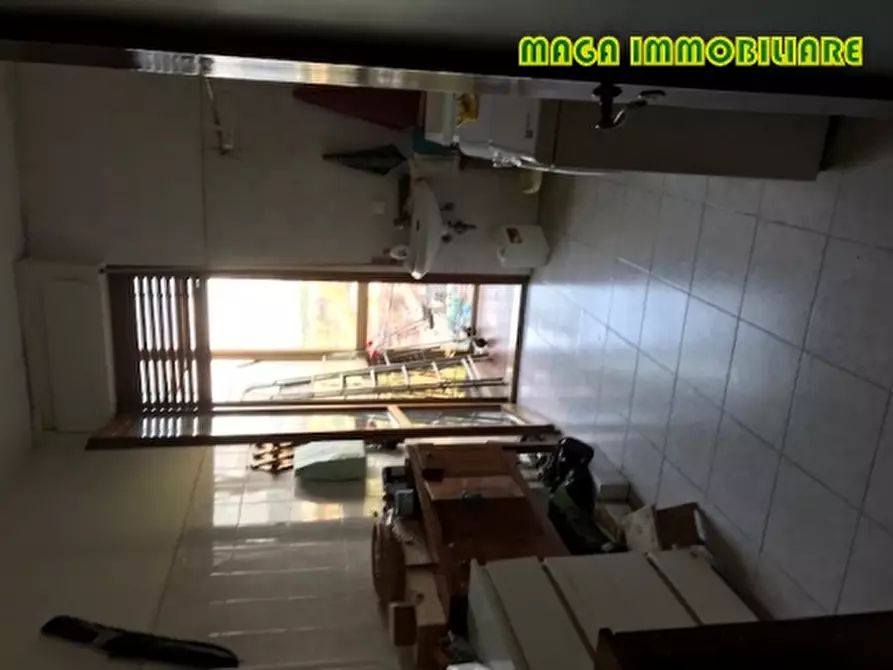 Immagine 11 di Appartamento in vendita  a Campi Bisenzio