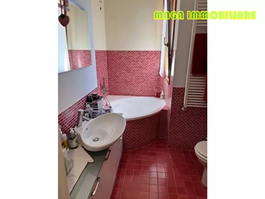 Immagine 23 di Villa in vendita  a Poggio A Caiano