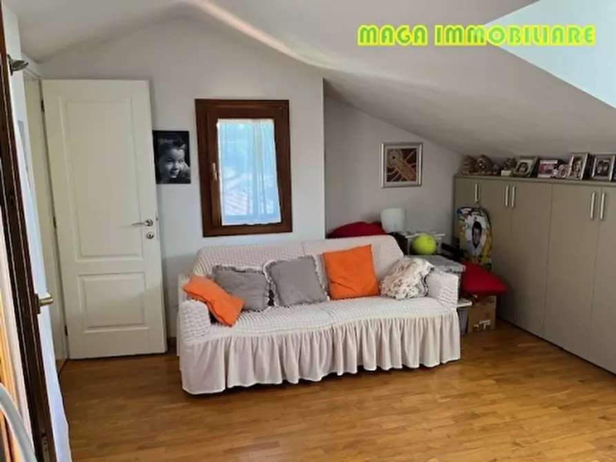 Immagine 31 di Villa in vendita  a Poggio A Caiano