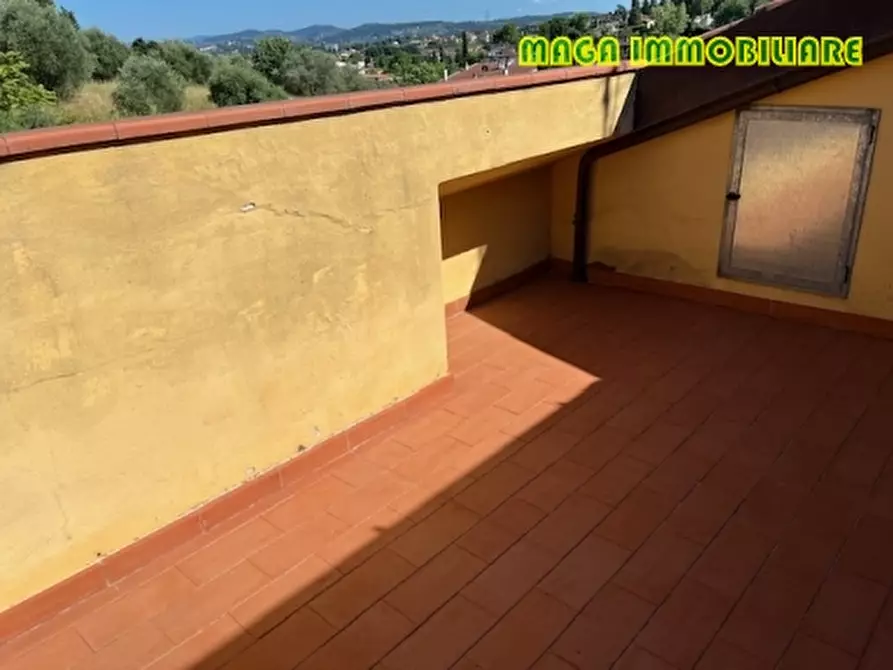 Immagine 33 di Villa in vendita  a Poggio A Caiano