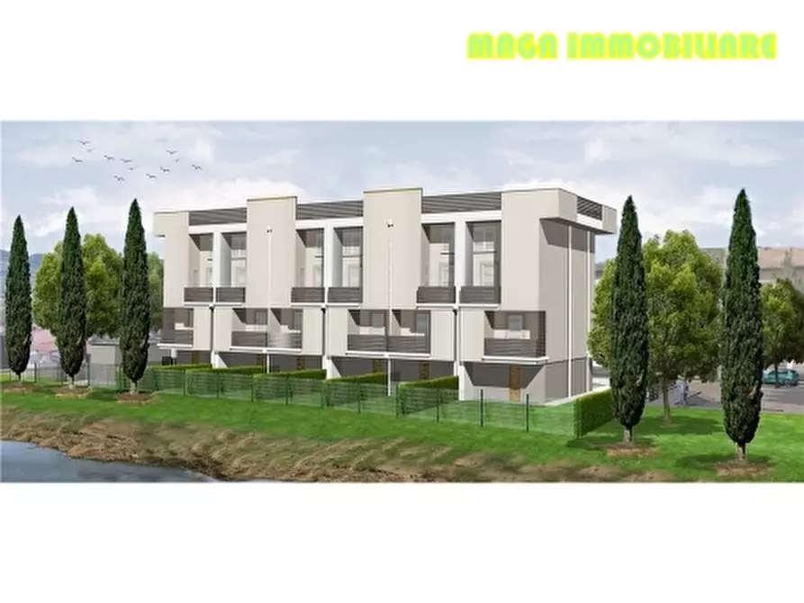 Immagine 4 di Villa in vendita  a Campi Bisenzio