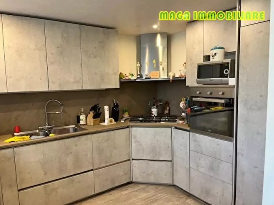 Immagine 7 di Villa in vendita  a Signa