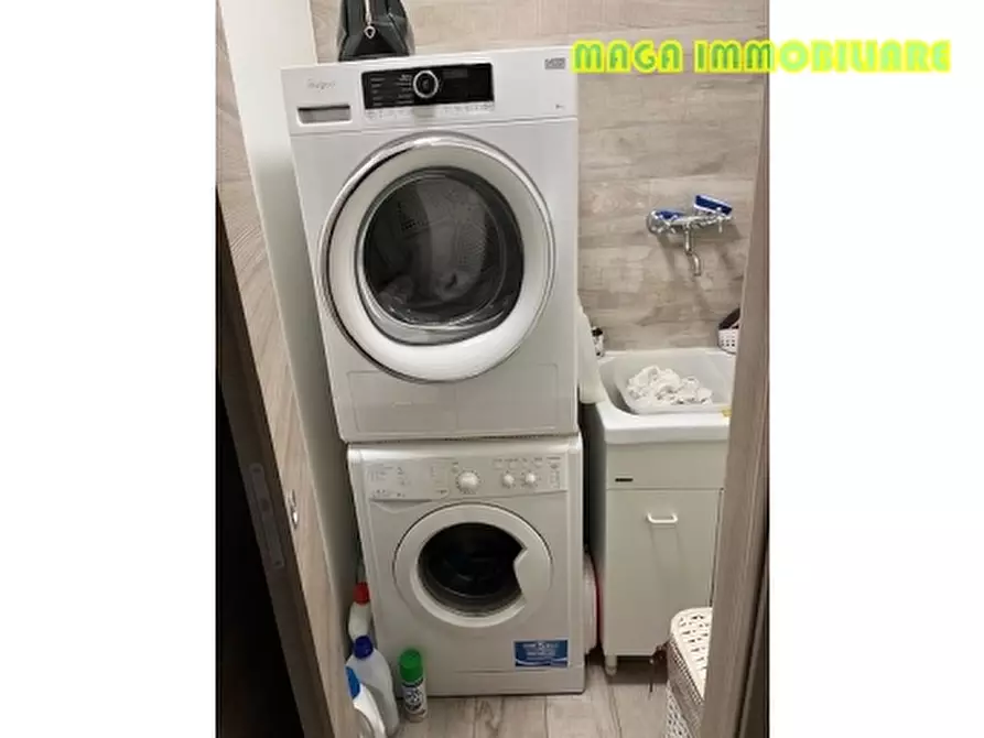 Immagine 13 di Villa in vendita  a Signa