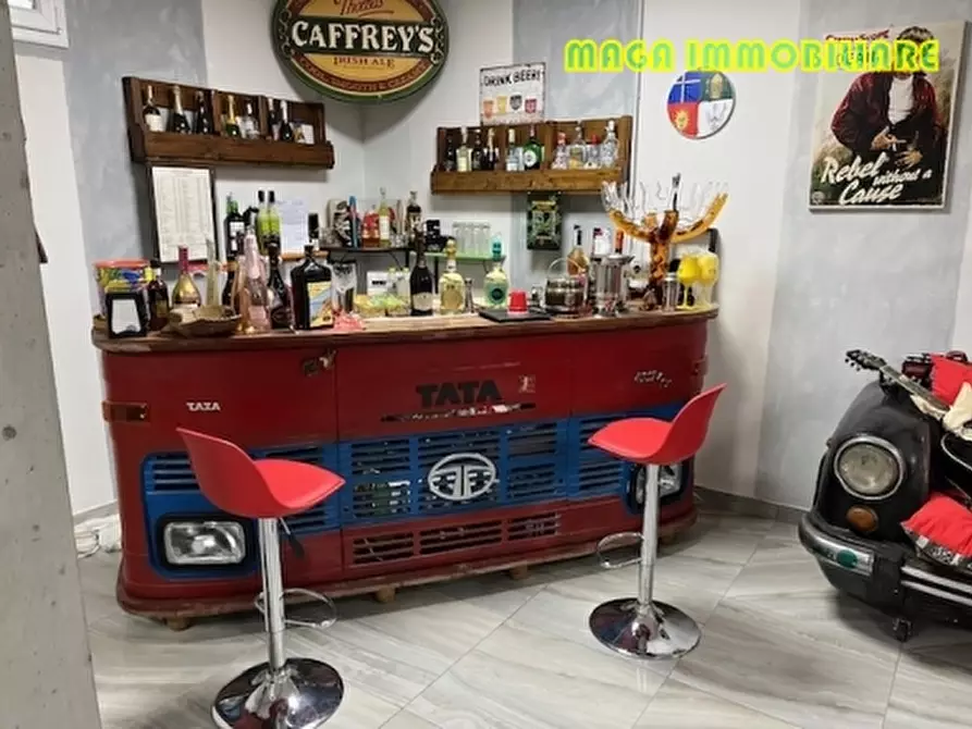 Immagine 22 di Villa in vendita  a Signa