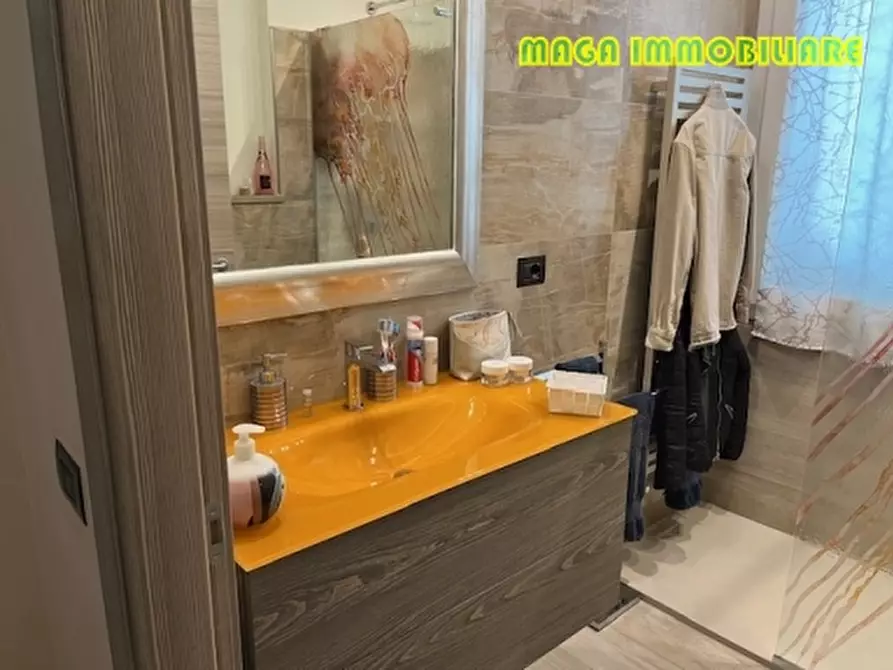 Immagine 33 di Villa in vendita  a Signa