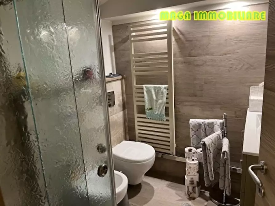 Immagine 41 di Villa in vendita  a Signa