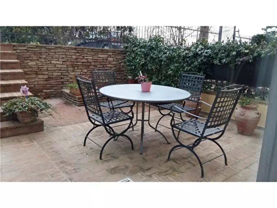 Immagine 1 di Appartamento in vendita  a Empoli