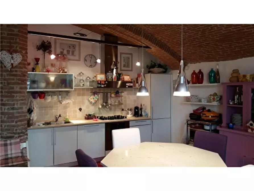 Immagine 2 di Appartamento in vendita  a Empoli