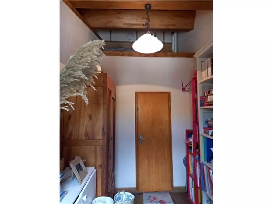 Immagine 10 di Appartamento in vendita  a Empoli