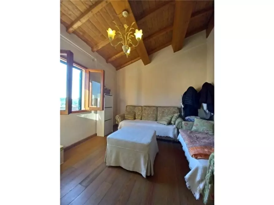 Immagine 12 di Appartamento in vendita  a Empoli