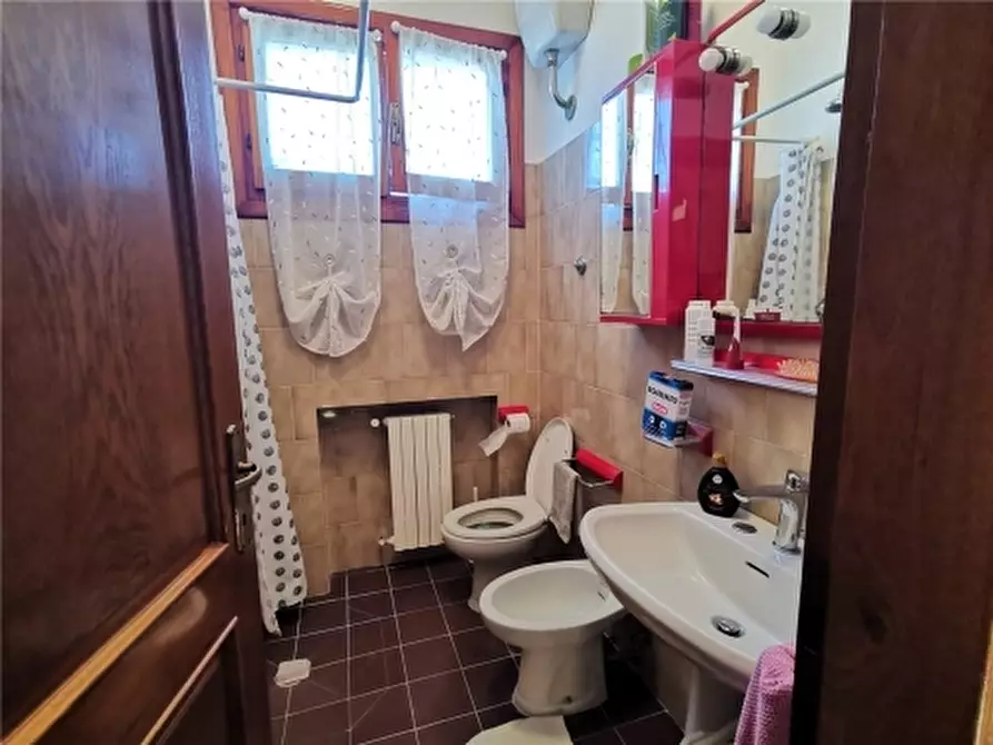 Immagine 19 di Appartamento in vendita  a Empoli