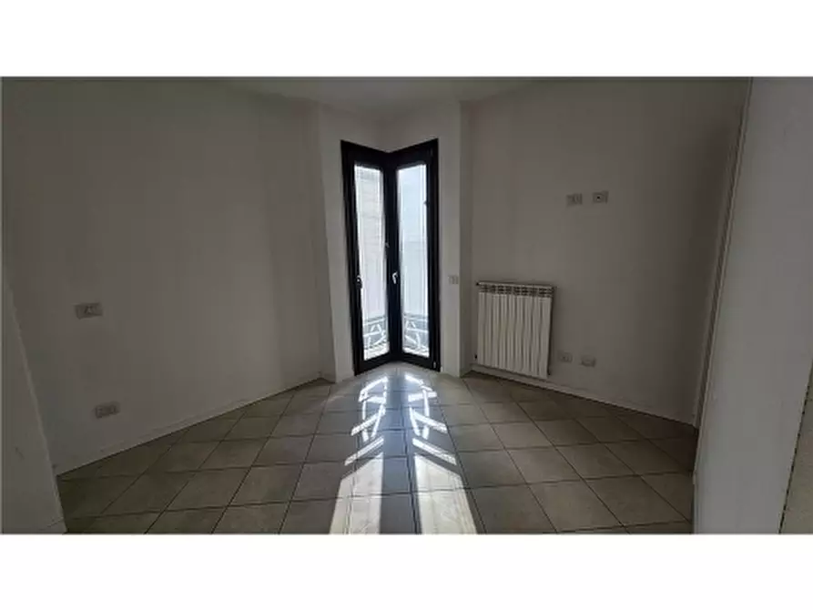 Immagine 10 di Appartamento in vendita  a Empoli