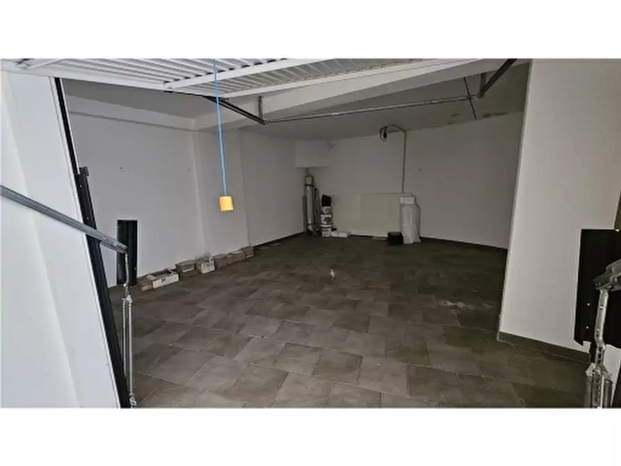 Immagine 24 di Appartamento in vendita  a Empoli