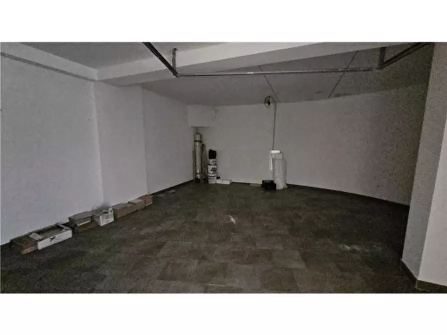 Immagine 25 di Appartamento in vendita  a Empoli