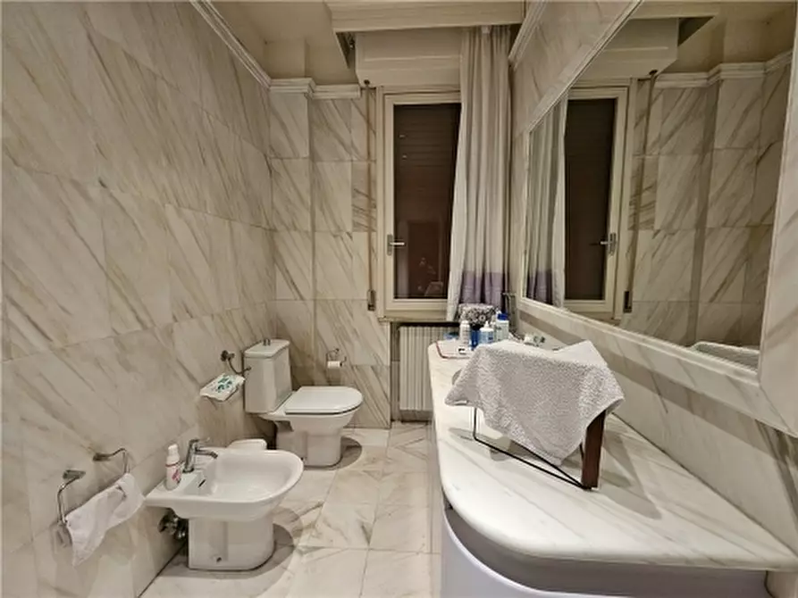 Immagine 14 di Appartamento in affitto  a Empoli