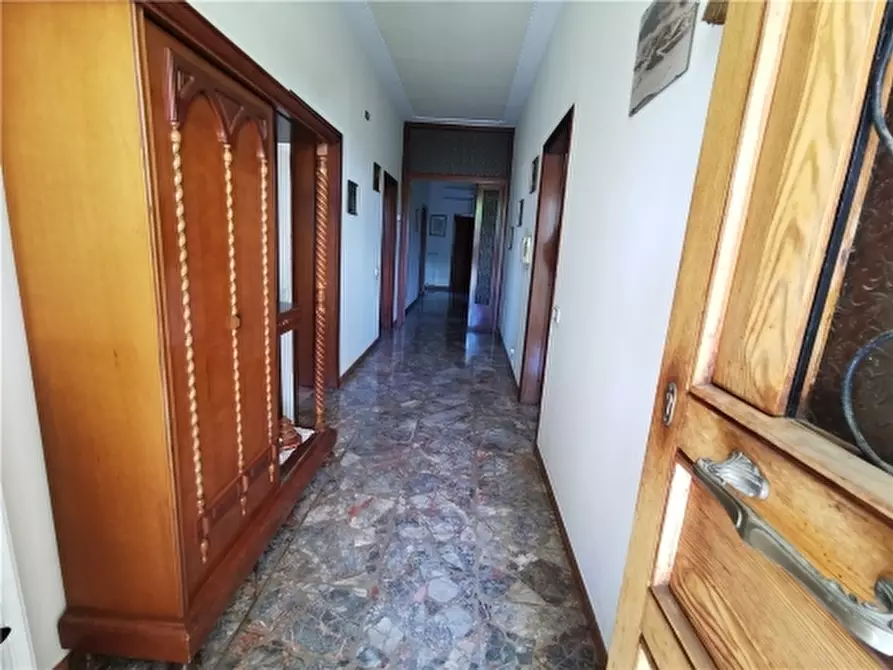 Immagine 5 di Appartamento in vendita  a Fucecchio