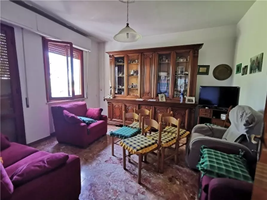 Immagine 8 di Appartamento in vendita  a Fucecchio