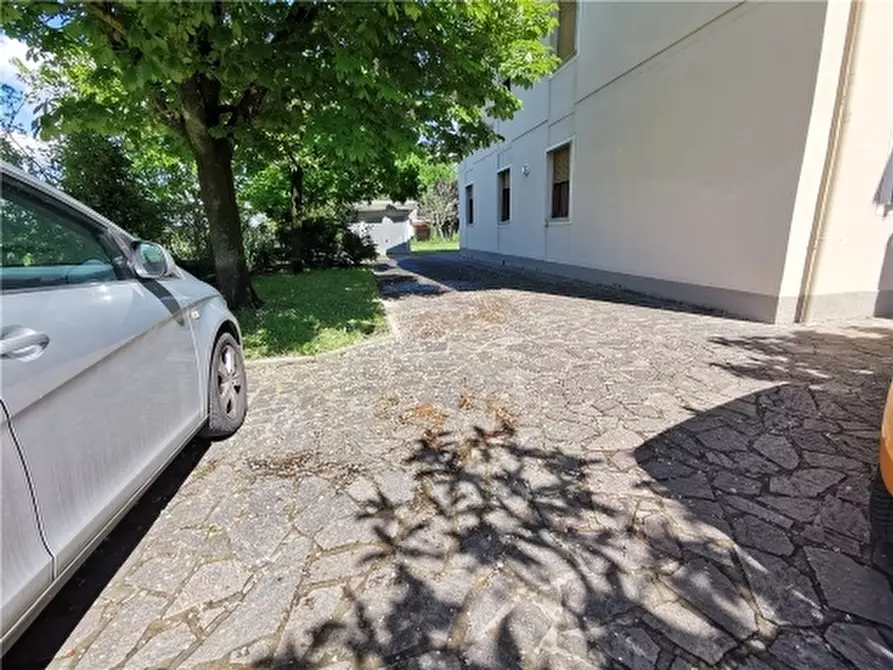 Immagine 13 di Appartamento in vendita  a Fucecchio