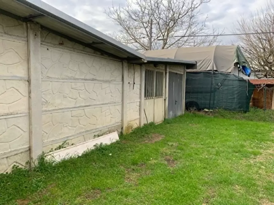 Immagine 31 di Appartamento in vendita  a Fucecchio