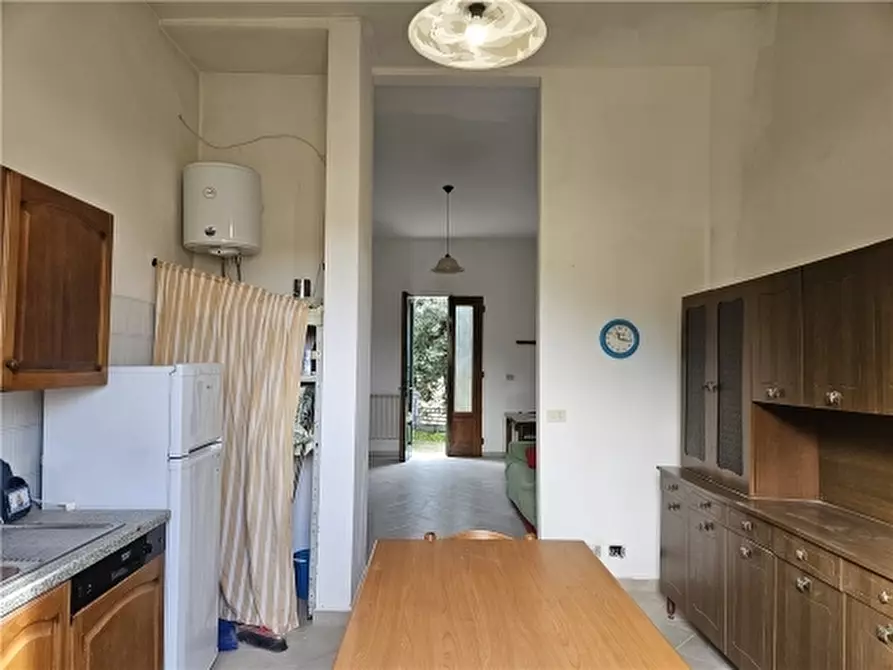 Immagine 2 di Appartamento in vendita  a Empoli