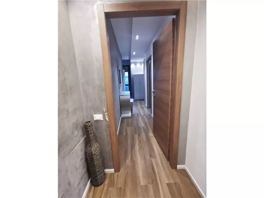 Immagine 9 di Appartamento in affitto  a Empoli