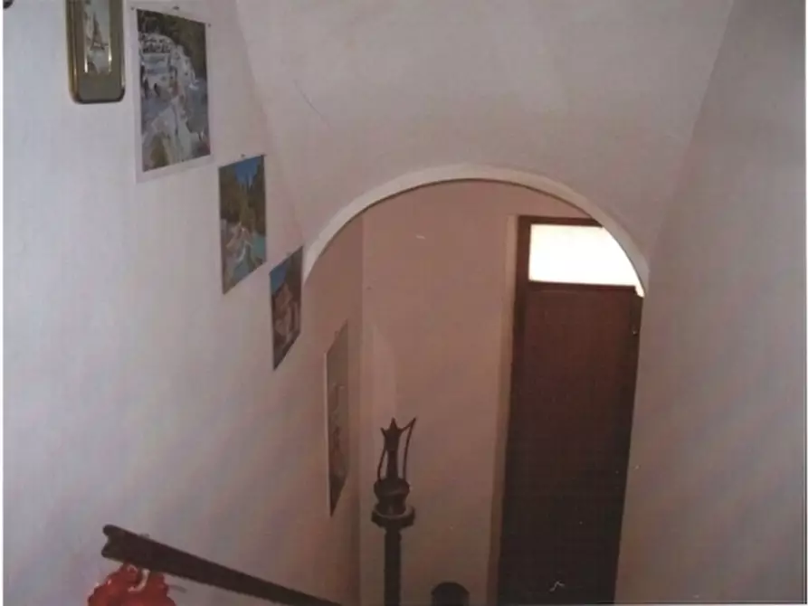 Immagine 8 di Appartamento in vendita  a Semproniano