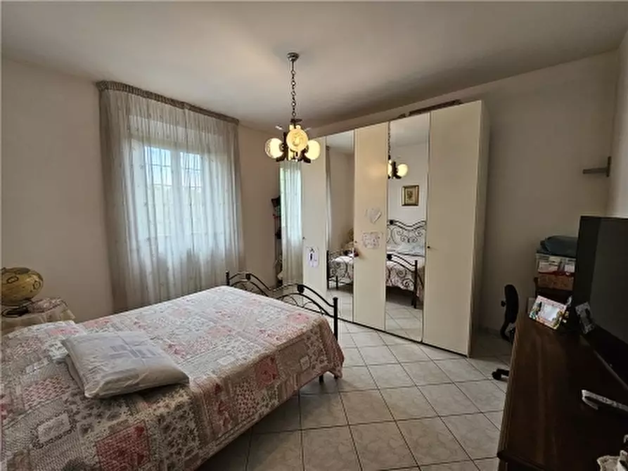 Immagine 24 di Appartamento in vendita  a Empoli