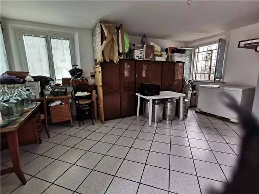 Immagine 29 di Appartamento in vendita  a Empoli