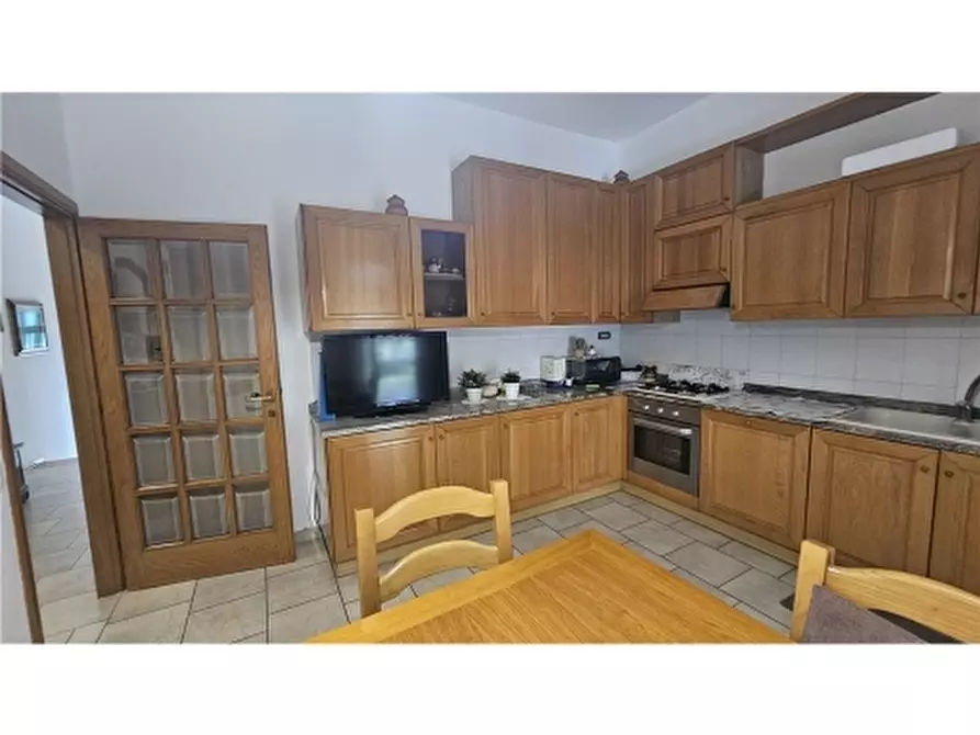 Immagine 9 di Appartamento in vendita  a Empoli