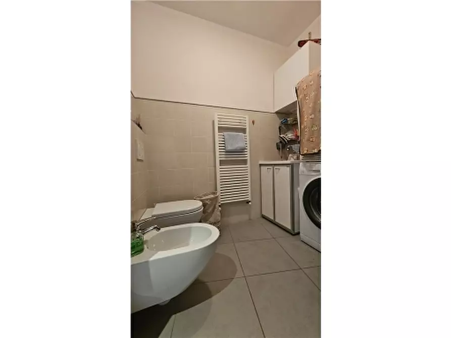 Immagine 24 di Appartamento in vendita  a Empoli