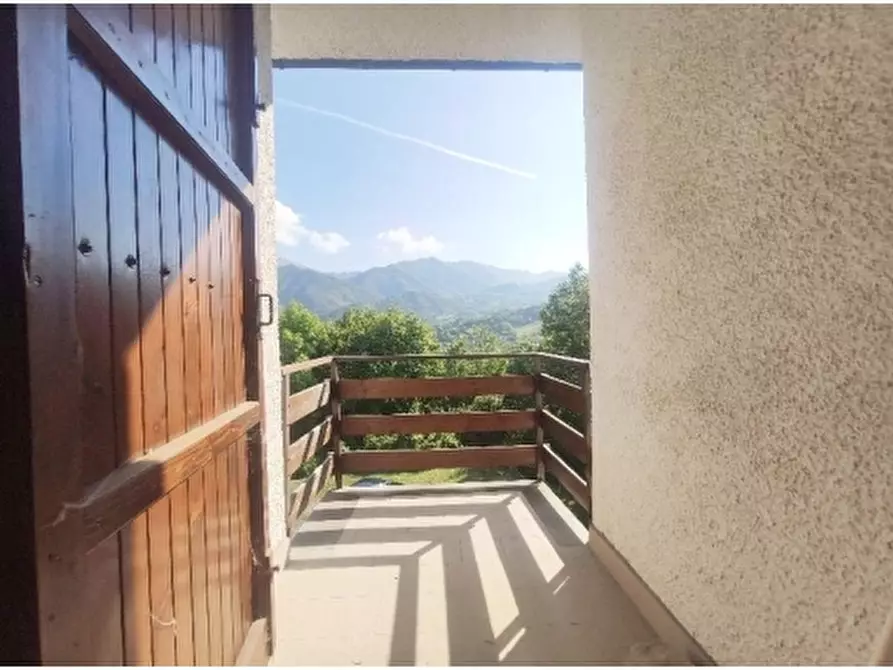 Immagine 8 di Appartamento in vendita  a Fiumalbo