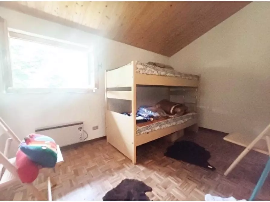 Immagine 9 di Appartamento in vendita  a Fiumalbo