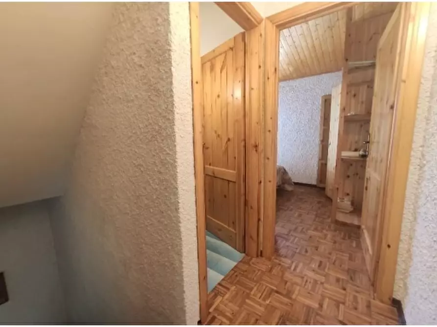 Immagine 16 di Appartamento in vendita  a Fiumalbo