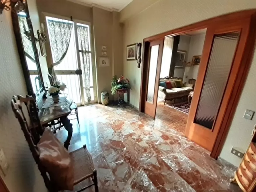 Immagine 2 di Appartamento in vendita  a Empoli