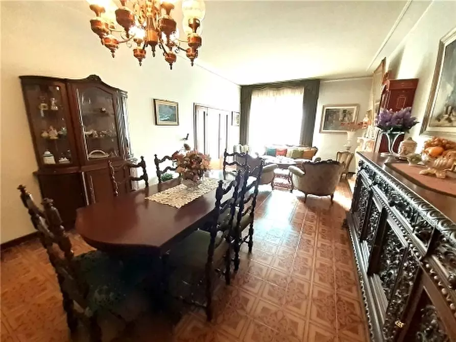 Immagine 5 di Appartamento in vendita  a Empoli