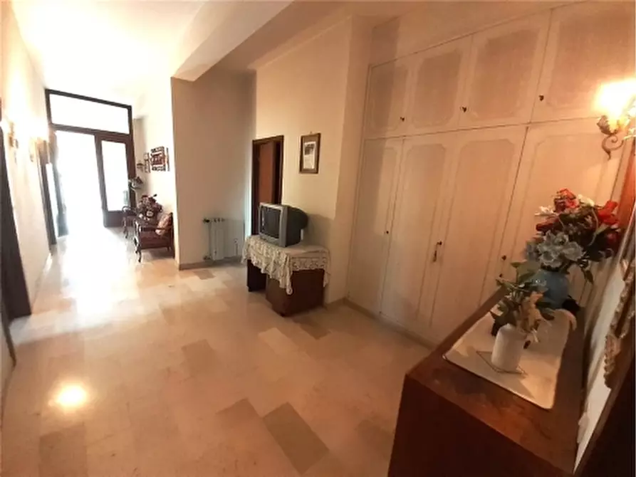 Immagine 12 di Appartamento in vendita  a Empoli