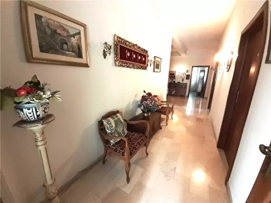 Immagine 13 di Appartamento in vendita  a Empoli