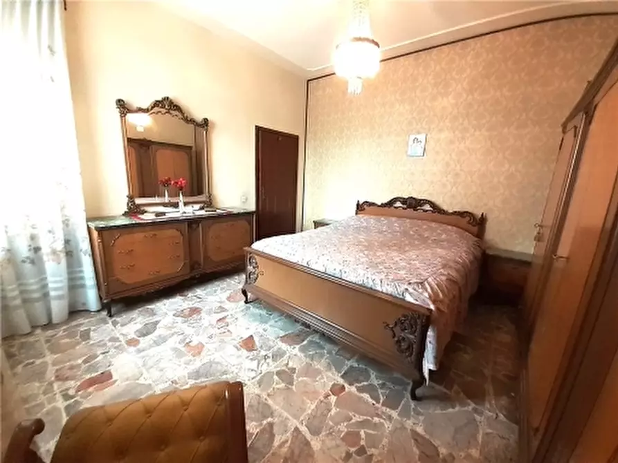 Immagine 14 di Appartamento in vendita  a Empoli