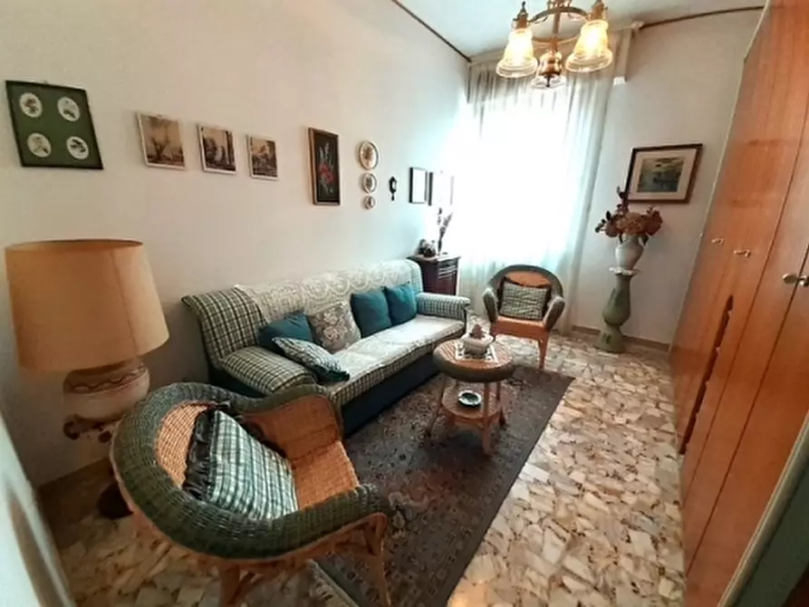 Immagine 19 di Appartamento in vendita  a Empoli