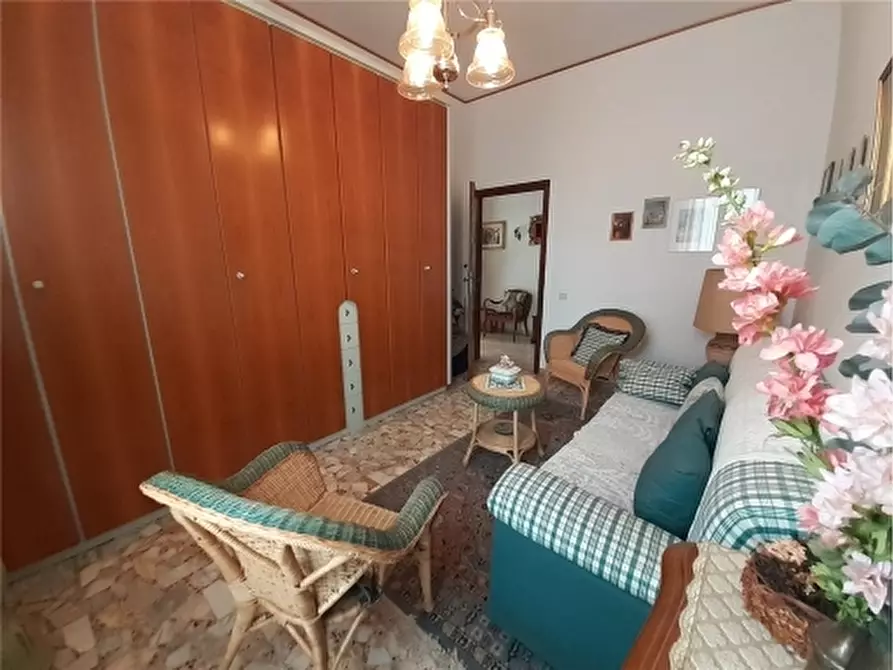 Immagine 20 di Appartamento in vendita  a Empoli