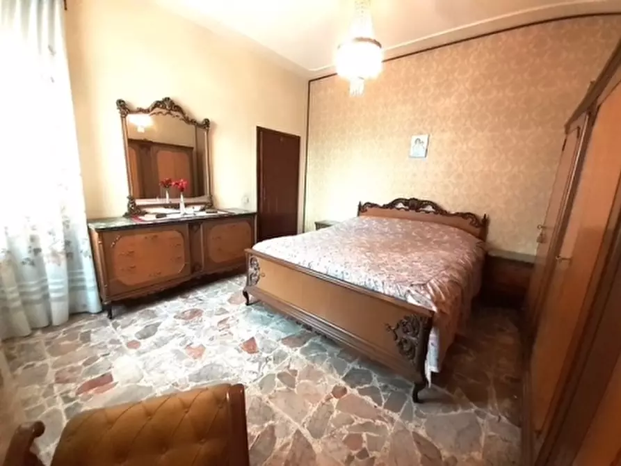 Immagine 21 di Appartamento in vendita  a Empoli