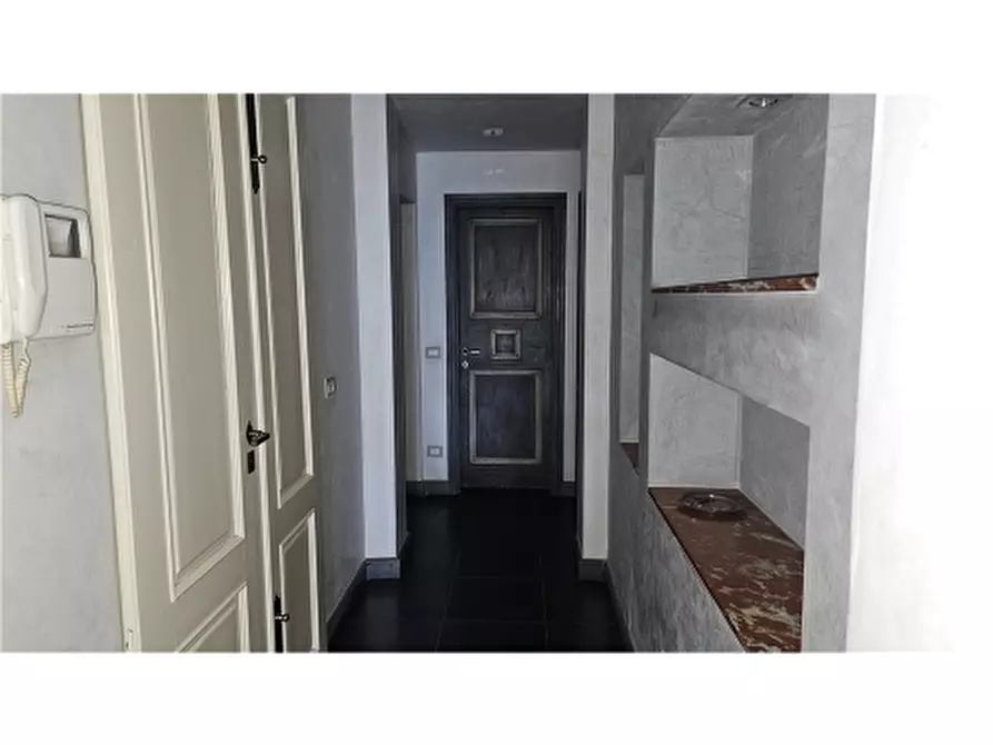 Immagine 10 di Appartamento in vendita  a Empoli