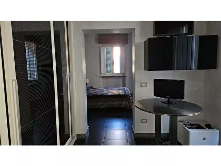 Immagine 14 di Appartamento in vendita  a Empoli