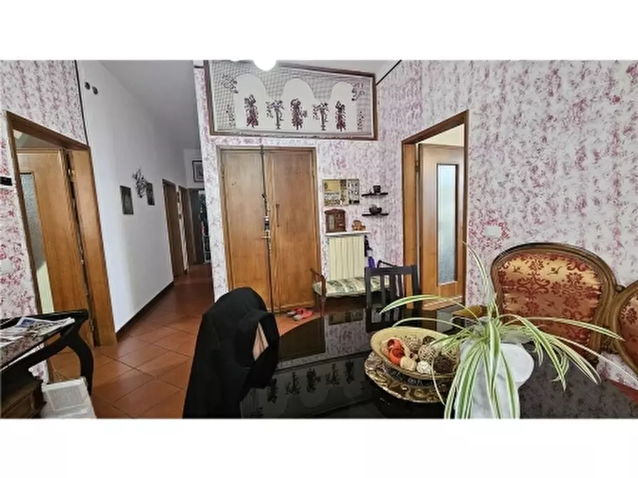 Immagine 8 di Appartamento in vendita  a Montelupo Fiorentino