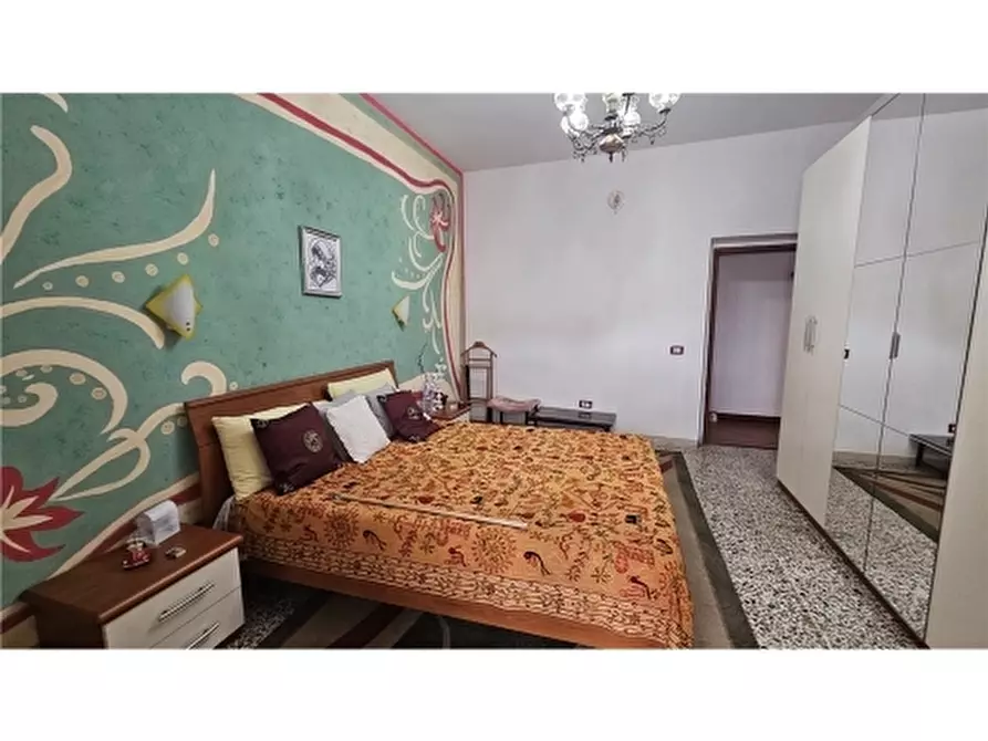 Immagine 12 di Appartamento in vendita  a Montelupo Fiorentino