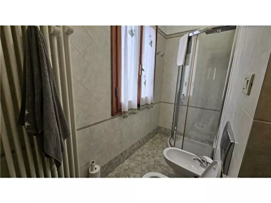 Immagine 17 di Appartamento in vendita  a Montelupo Fiorentino