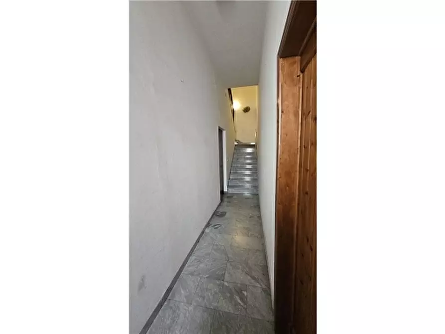 Immagine 19 di Appartamento in vendita  a Montelupo Fiorentino