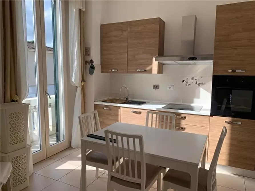 Immagine 10 di Appartamento in vendita  a Empoli